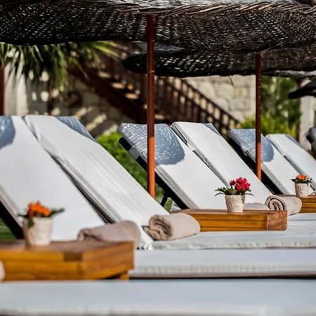 Kapari - Special Category Hotel