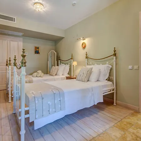 Kapari - Special Category Hotel Alaçatı