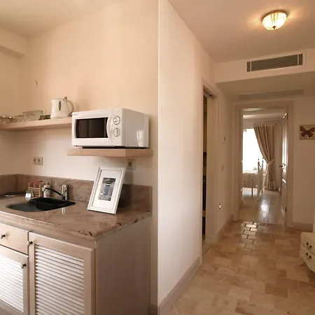 Kapari - Special Category Hotel Alaçatı