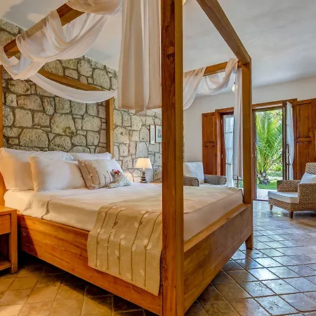 Hotel Kapari - Special Category