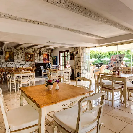 Kapari - Special Category מלון 4*