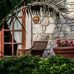 Hotel Kapari - Special Category 4*