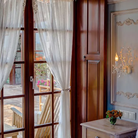 Kapari - Special Category 4*