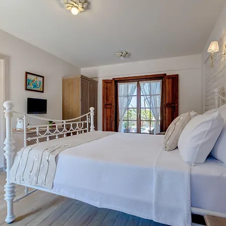 Kapari - Special Category Hotel 4*