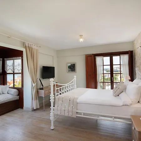 Kapari - Special Category Hotel Alaçatı